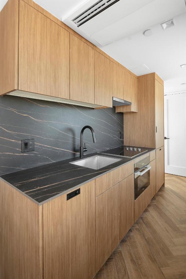 Riverside Tower Hotel - 4