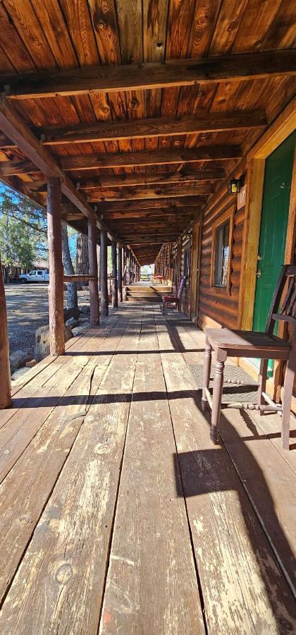 Nine Pines Motel — photo 17