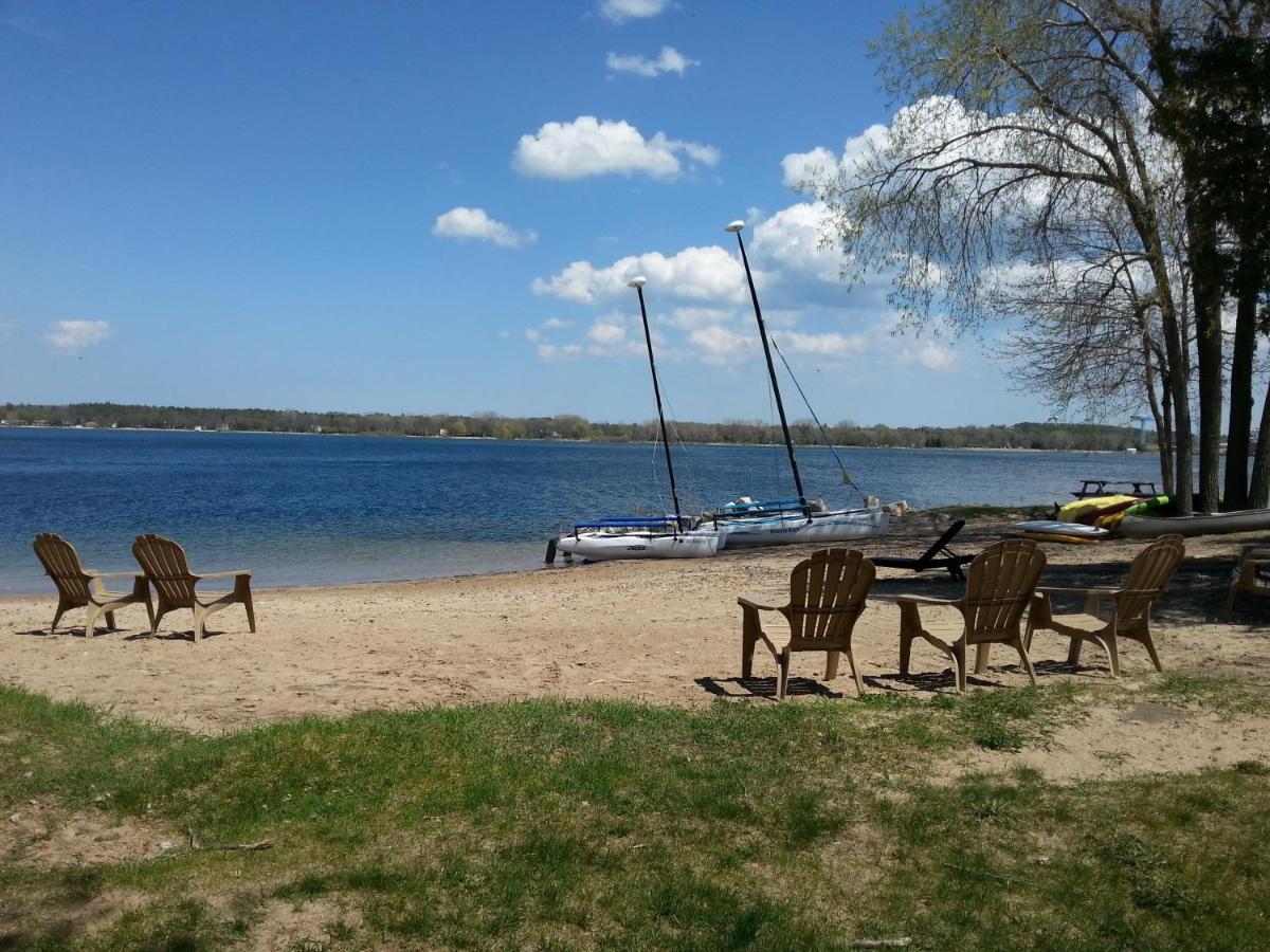 Beach Harbor Resort — photo 9