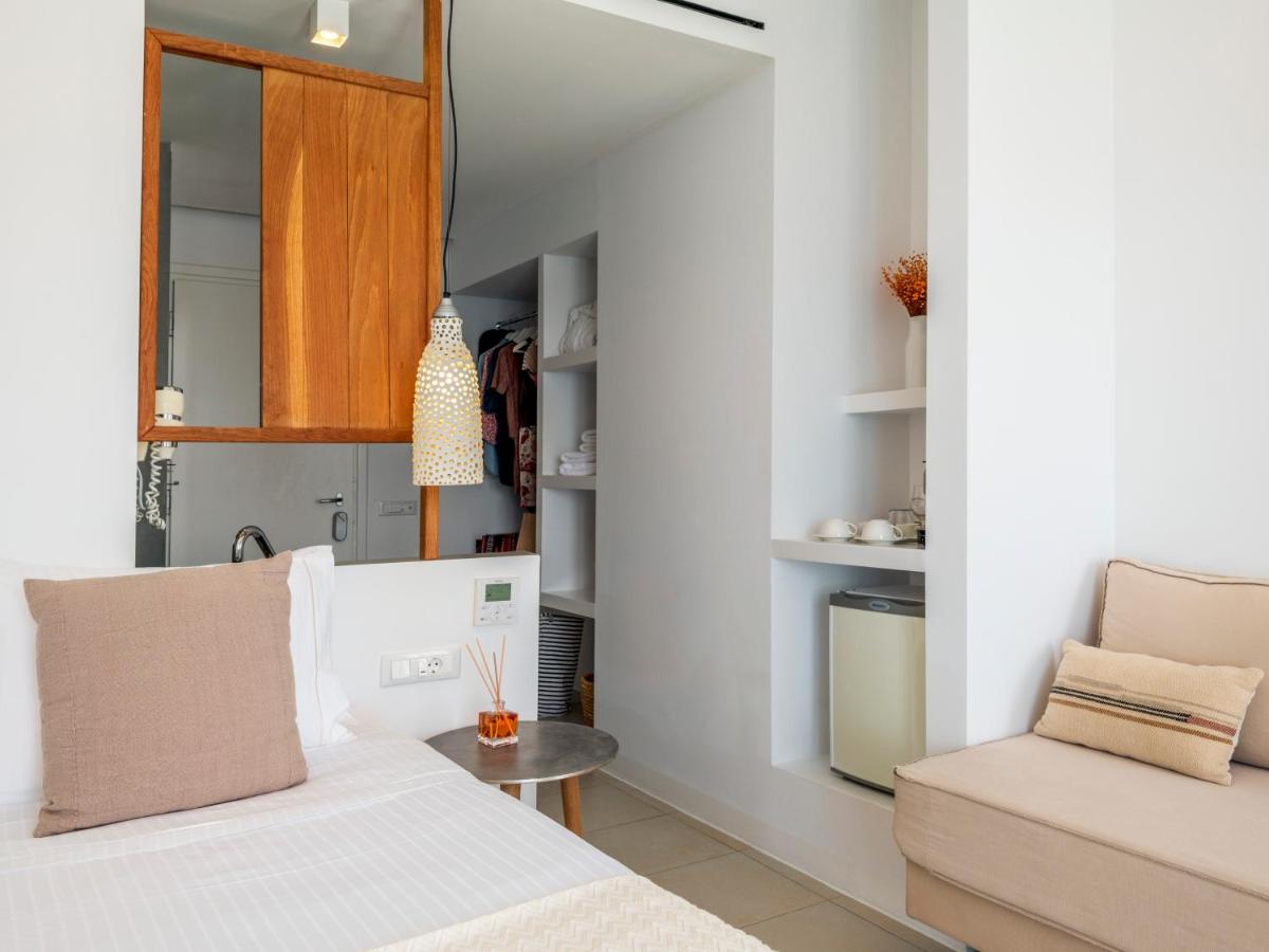 Bluetopia Suites - 3