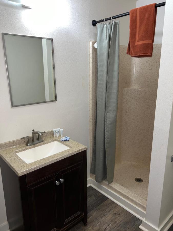 Tip-Top Motel — photo 15