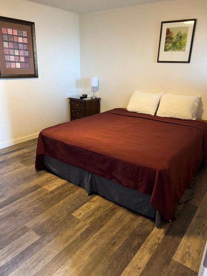 Tip-Top Motel — photo 12