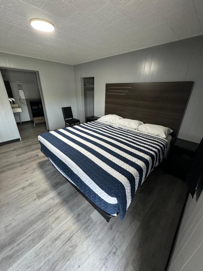 Acorn Motel - Building 2 — photo 17