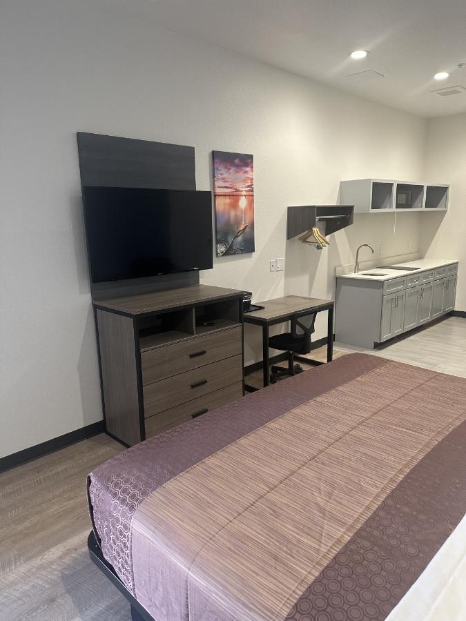 M&M INN and Suites — photo 15