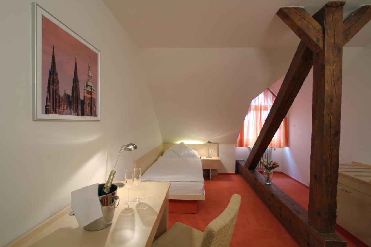 Hotel DAP photo