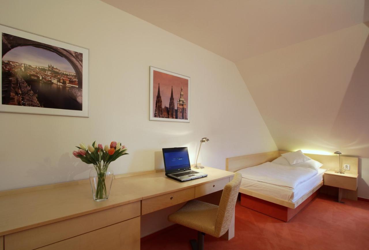 Hotel DAP photo