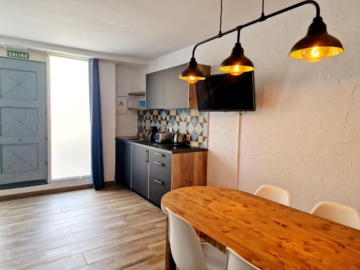 Y Hostel - Albergue Juvenil - 2