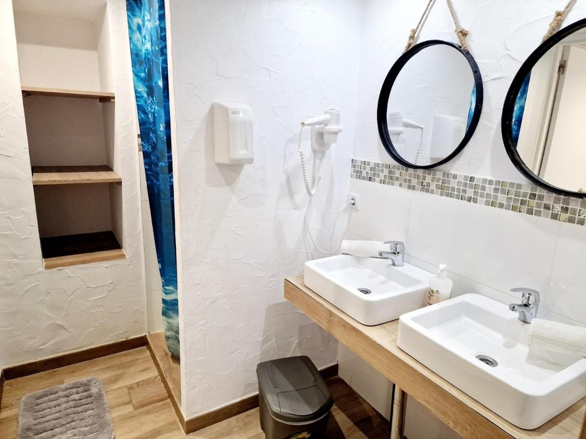 Y Hostel - Albergue Juvenil - 5