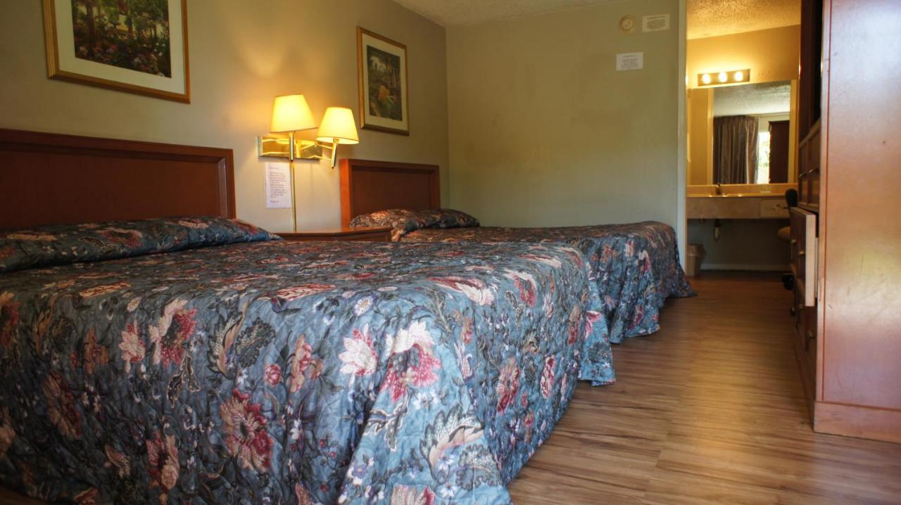 Executive Inn — photo 10