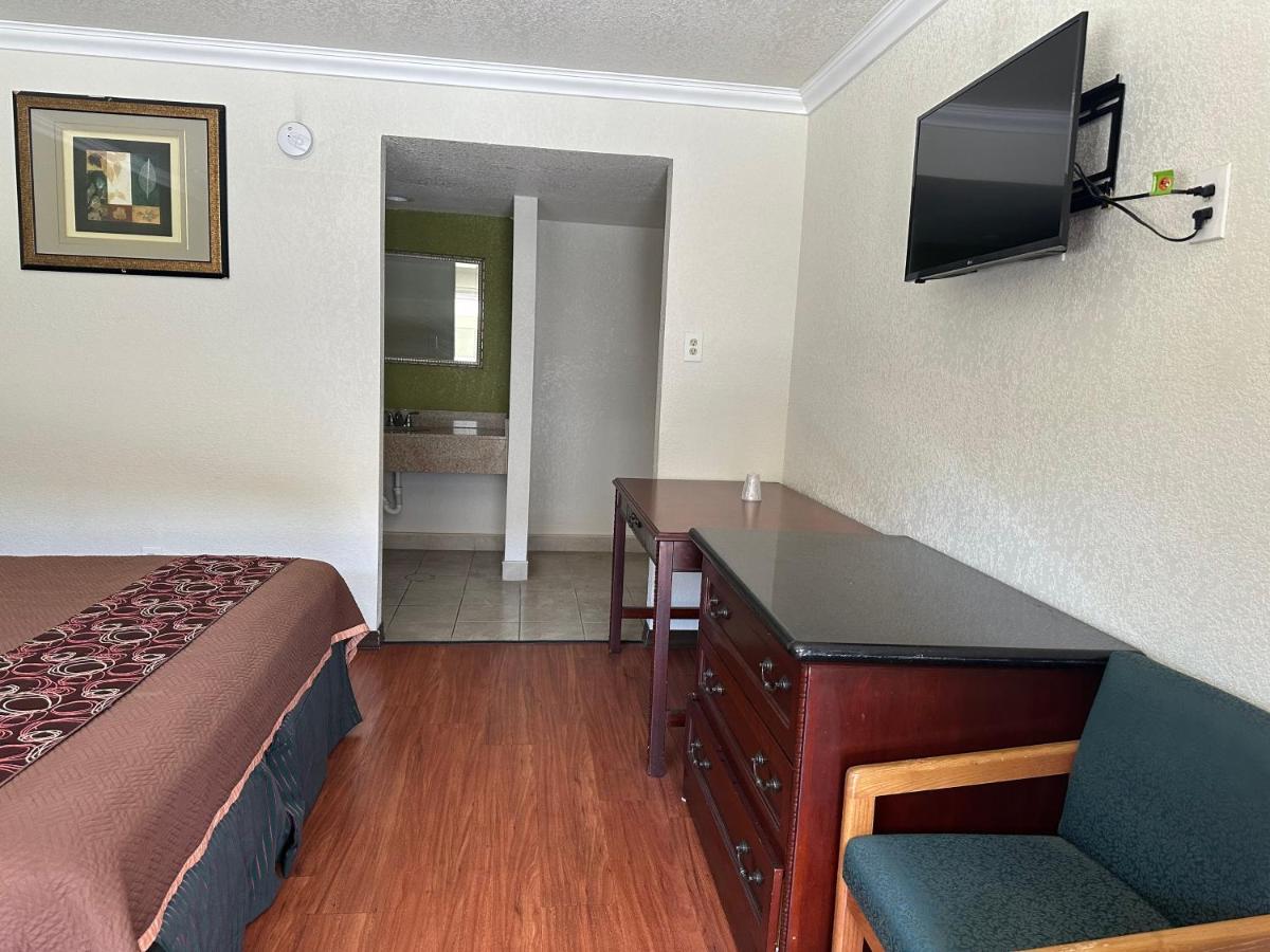 Regency Inn — photo 4