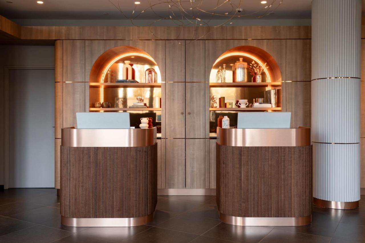 AC Hotel Paris Porte Maillot by Marriott - 4