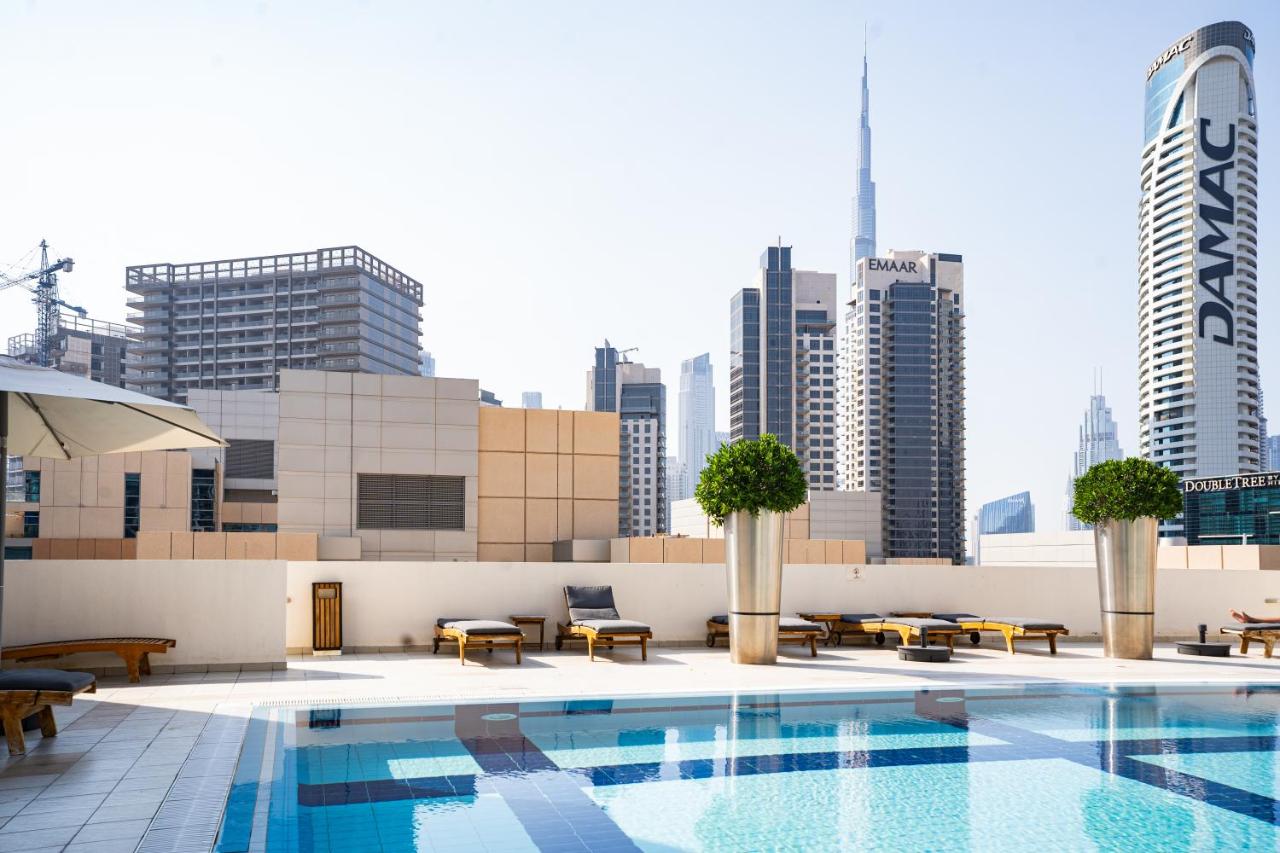 Escape24 Spacious Studio with Balcony near Dubai Mall - 4