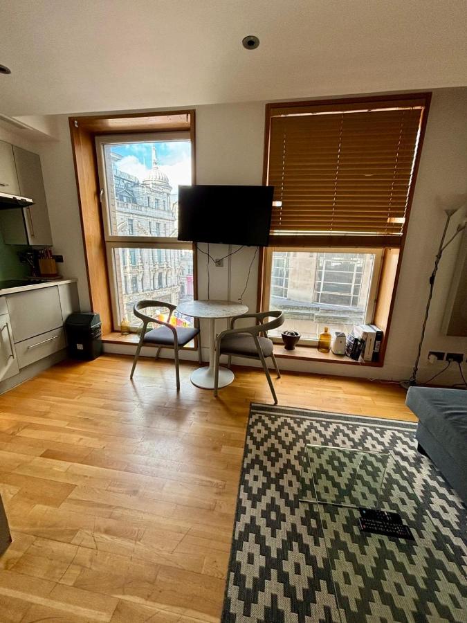 1 BR in Piccadilly Circus St James Cov1 - 3