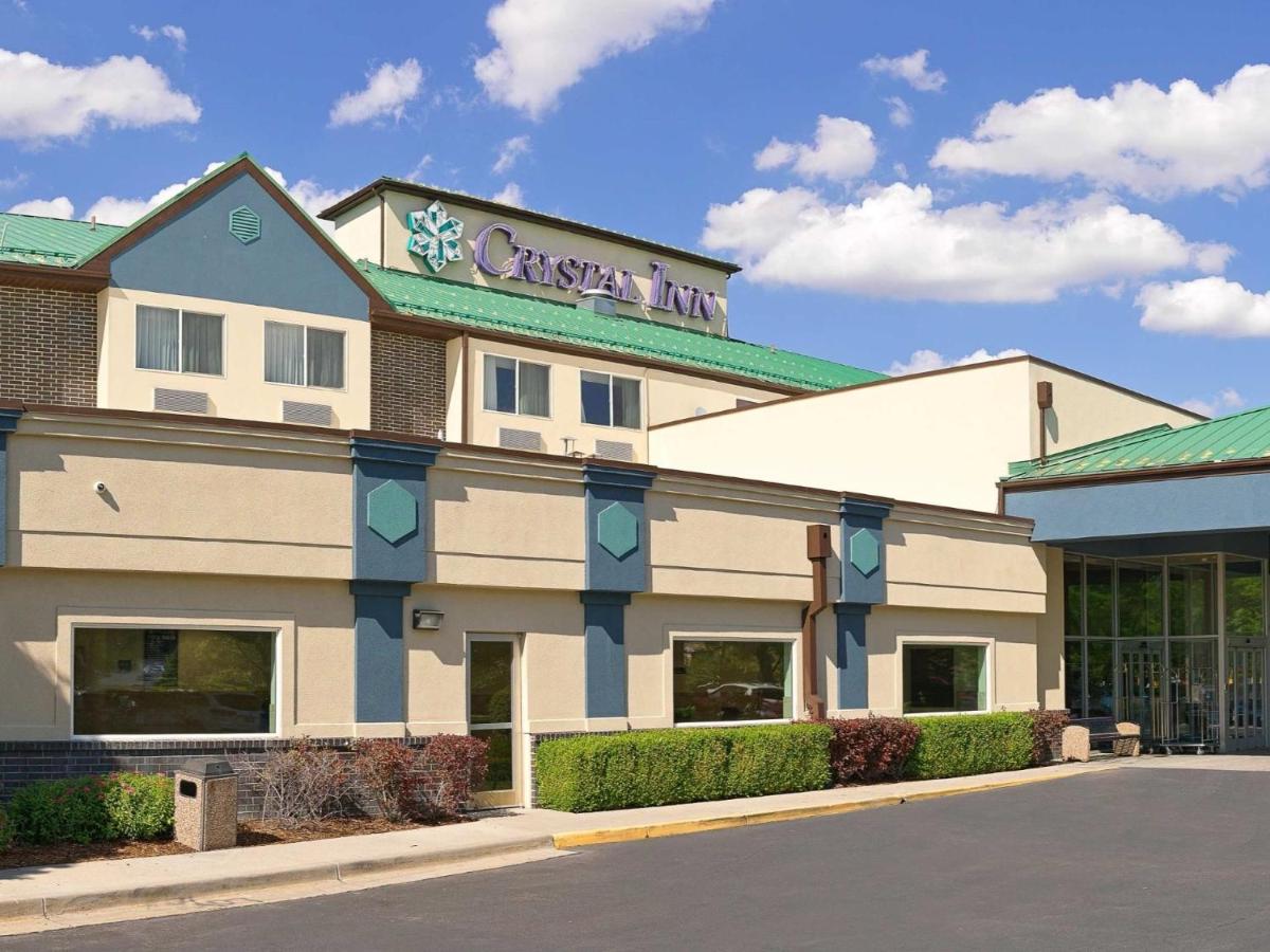 Crystal Inn Hotel & Suites - West Valley City — photo 1