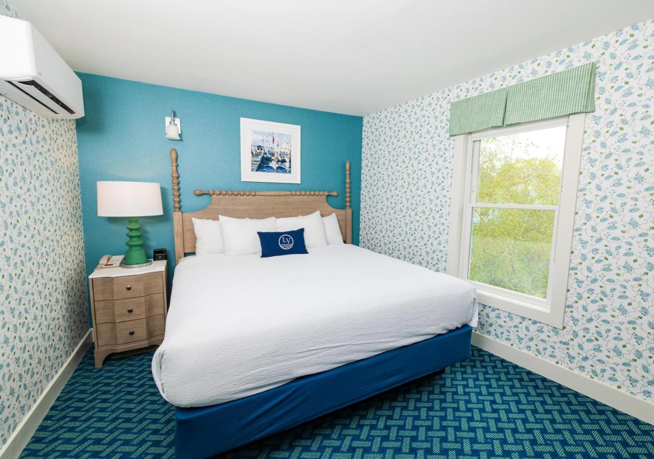 Lake View Hotel — photo 14