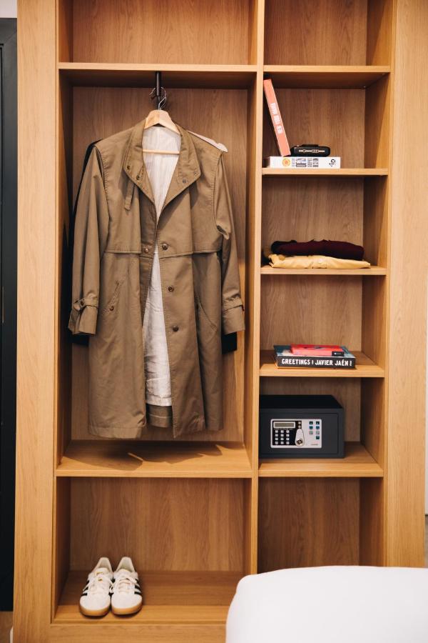 H La Paloma Boutique - 3