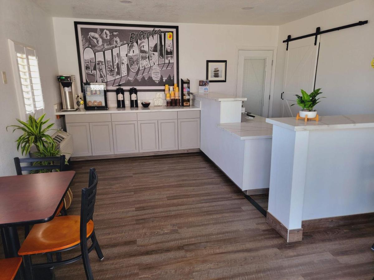Super 8 by Wyndham El Centro North — photo 19