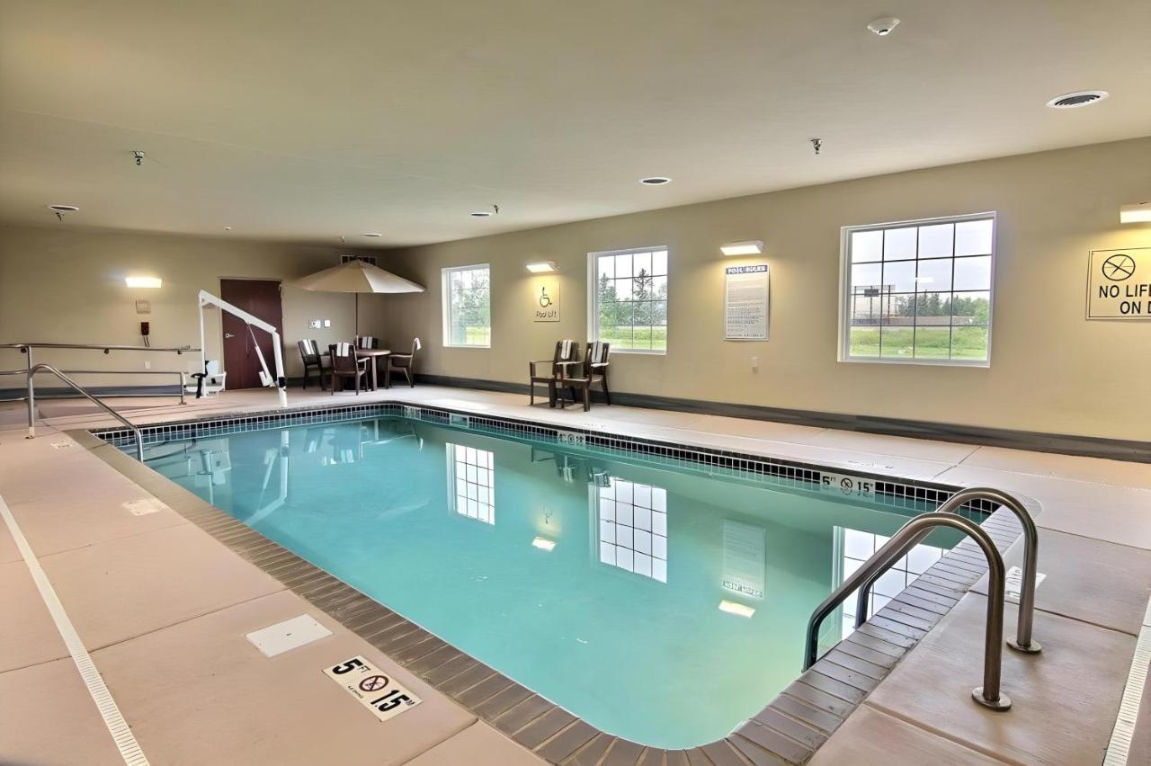 AmeriVu inn and Suites - Crookston — photo 9