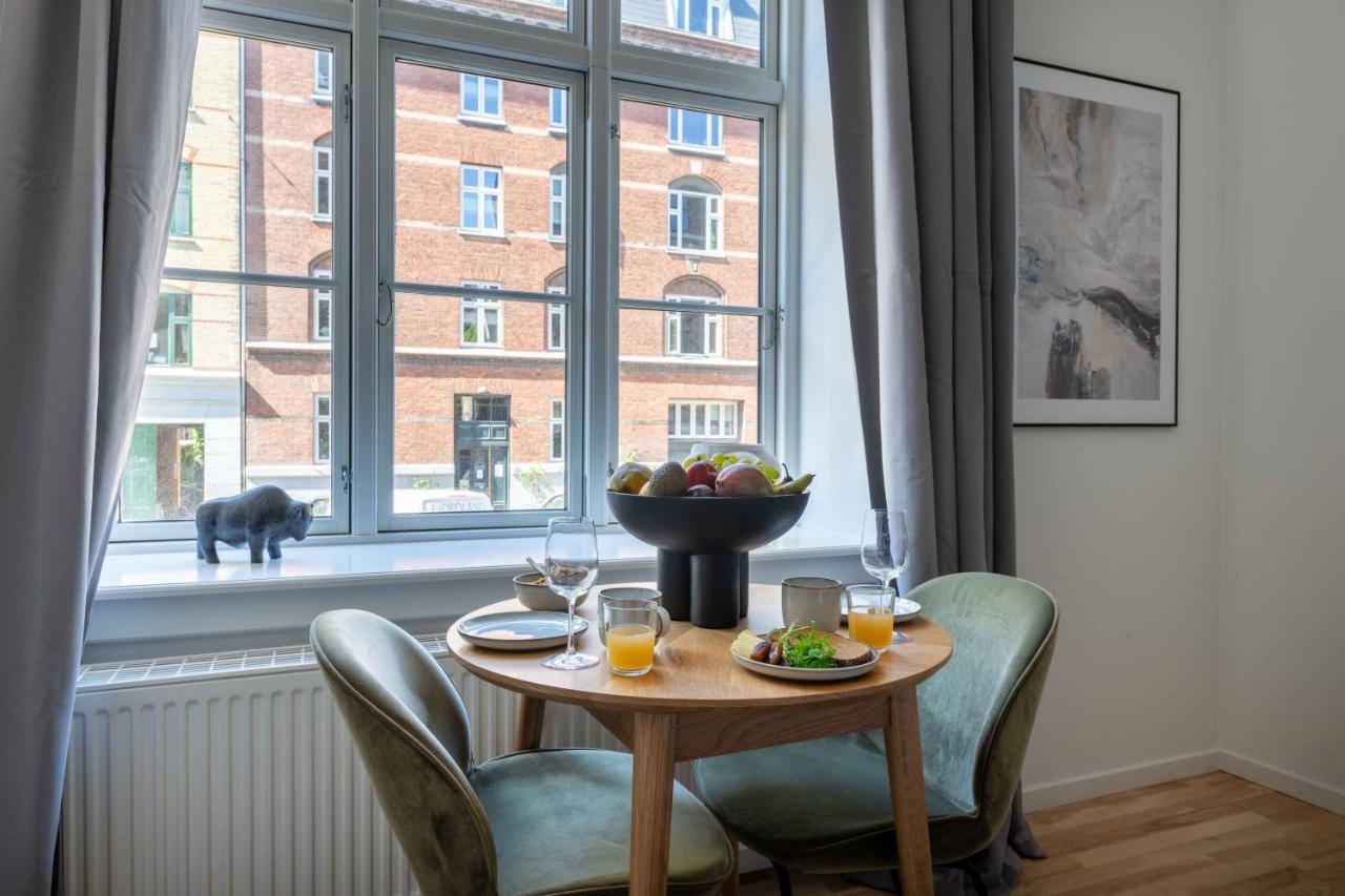 Perfect Couples Retreat in Urban Area - 2