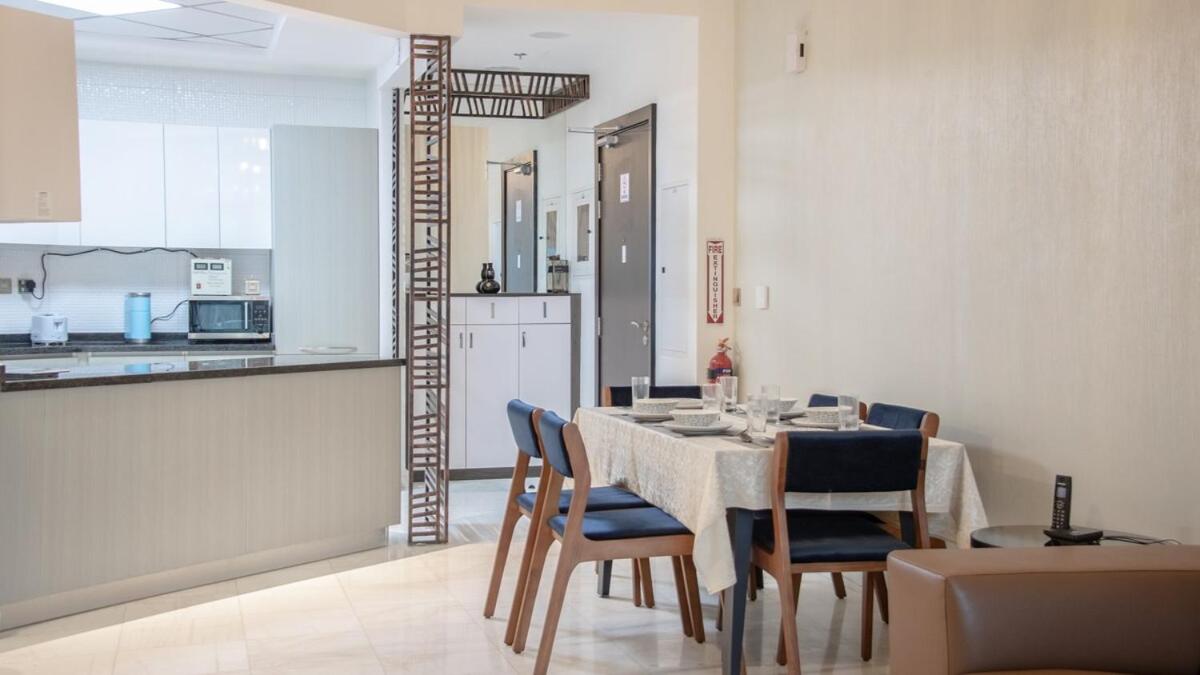 AWS Holiday Homes - Luxury Living besides Canal - 5