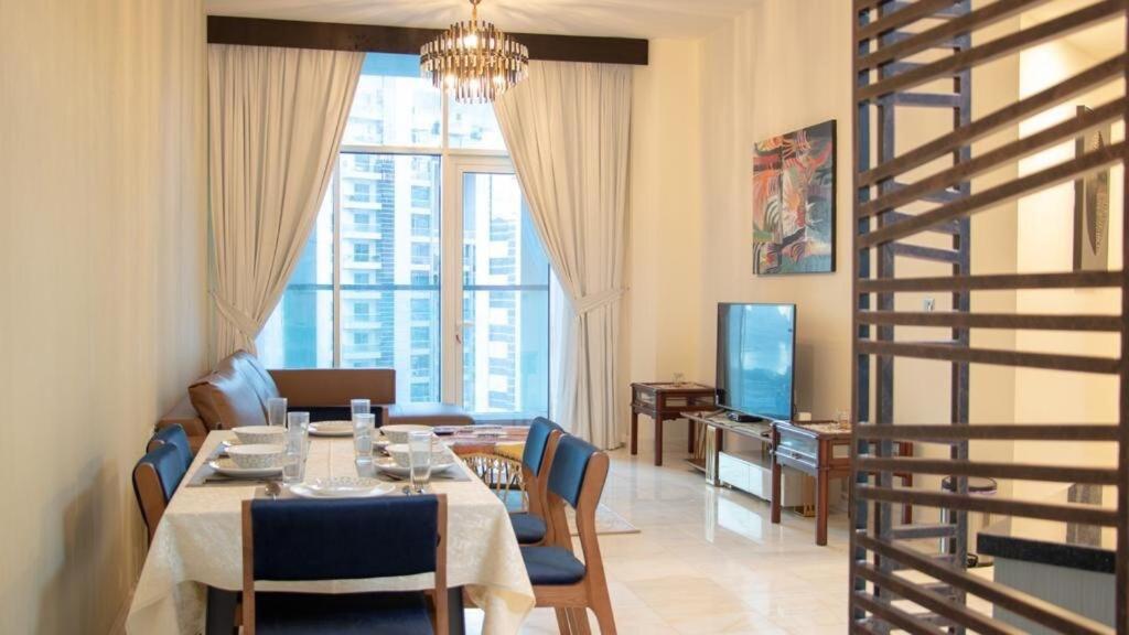 AWS Holiday Homes - Luxury Living besides Canal - 2