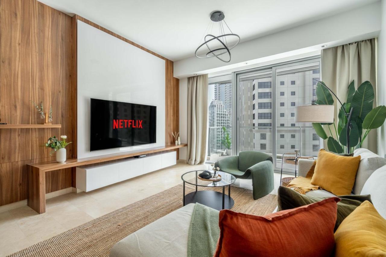 GuestReady - Lux home with sea view balcony - 3