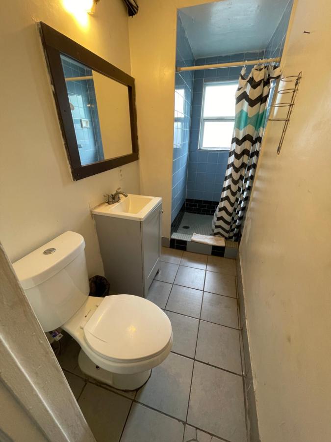 Sunny Sands Inn — photo 21