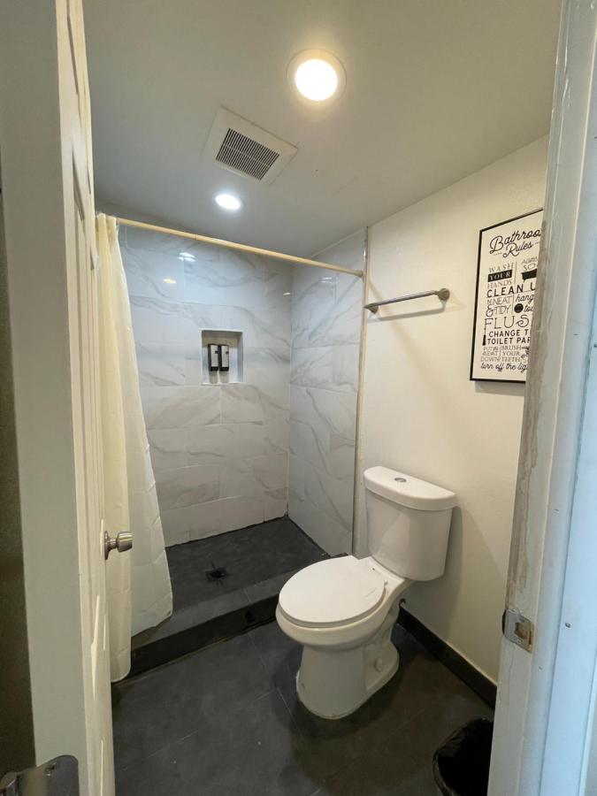 Sunny Sands Inn — photo 24