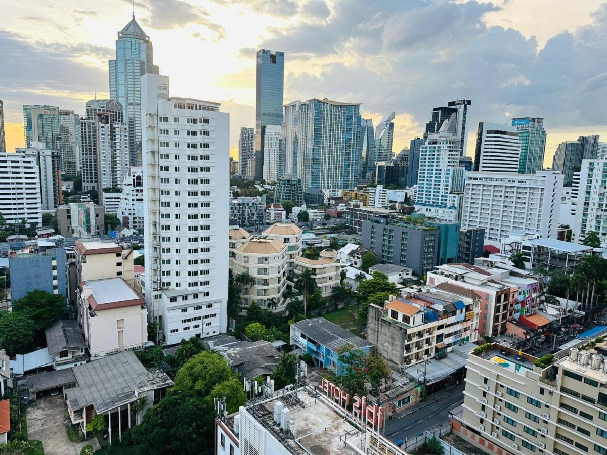 Affordable Serviced Apartments in Nana Omni Tower - Prime Sukhumvit location - 2