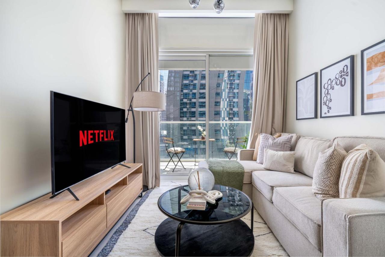 GuestReady - Vibrant Retreat in Dubai's Heart - 5