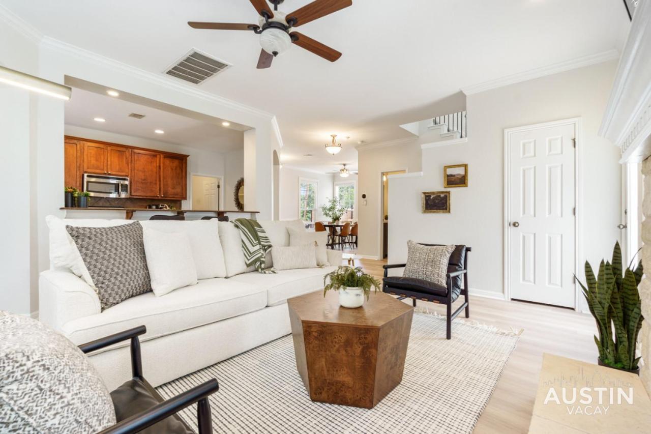 Perfect Central Location w Free Prkg and Cozy Beds - 4