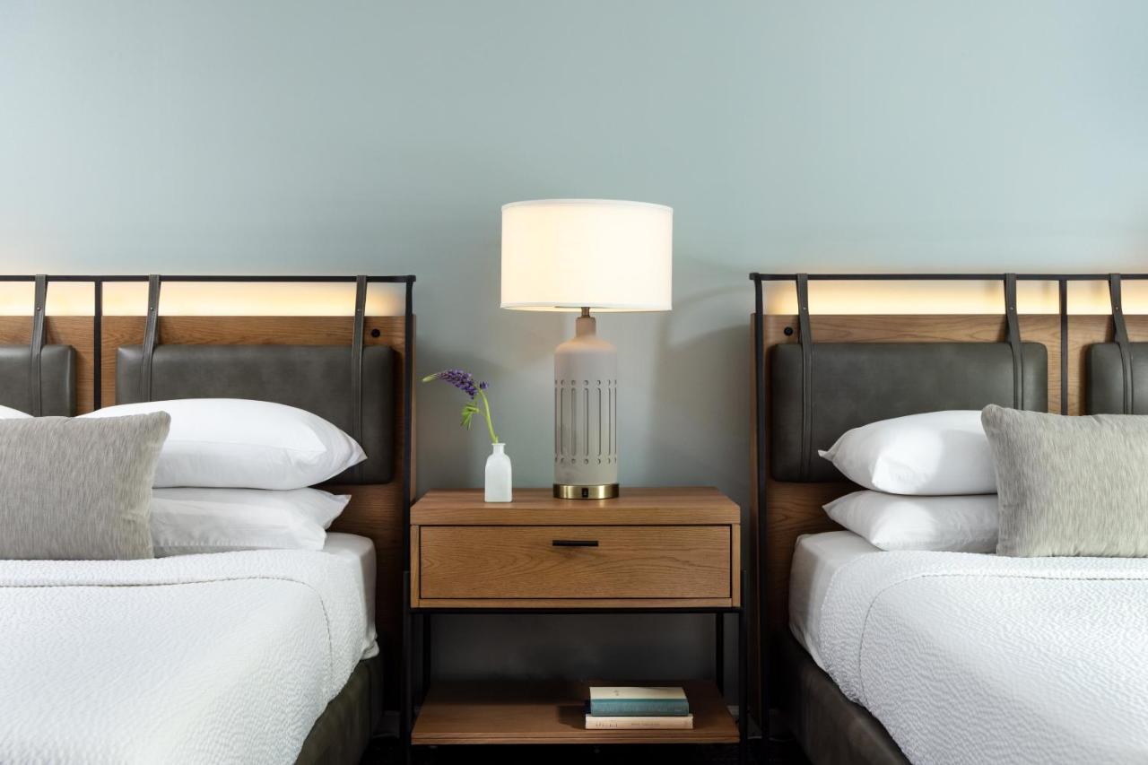 Meadowbrook Inn — photo 8