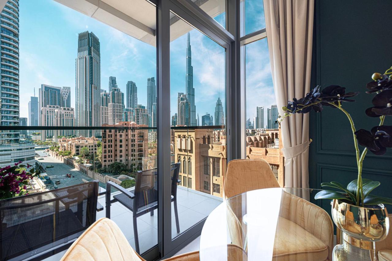 Iconic Burj Khalifa Views from Luxury 1BR Home - 2
