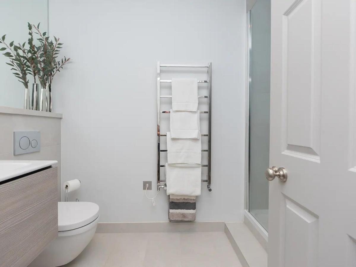 Stylish 2-bed apartment in the heart of Bath - Pass the Keys - 3