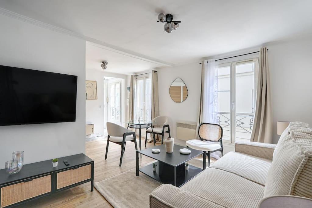 Luxury Design Studio Paris 9th - 5