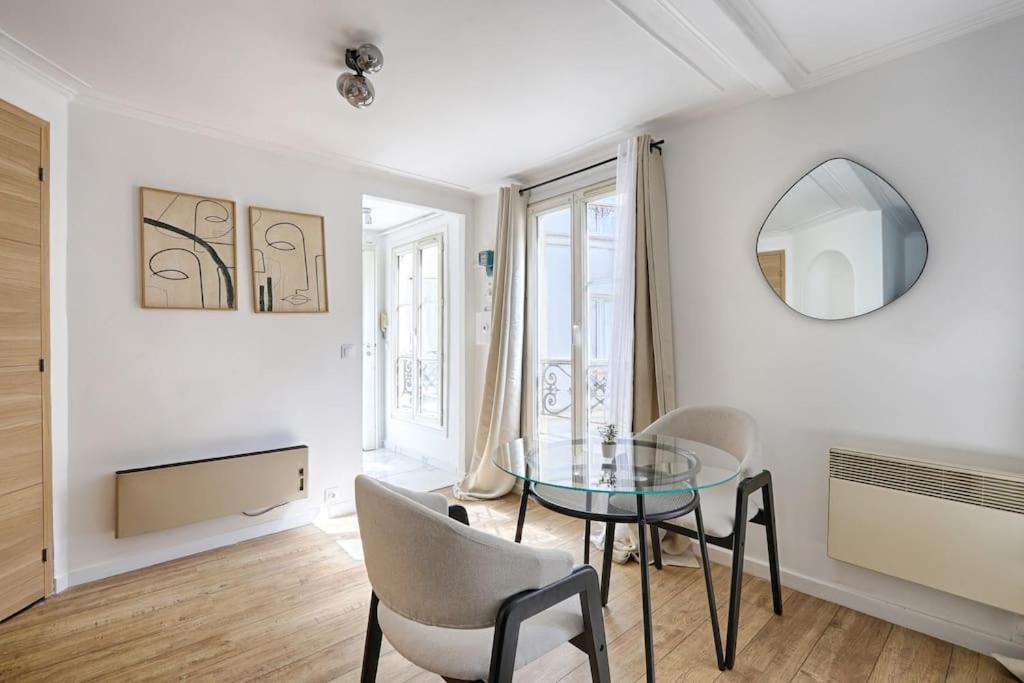 Luxury Design Studio Paris 9th - 4