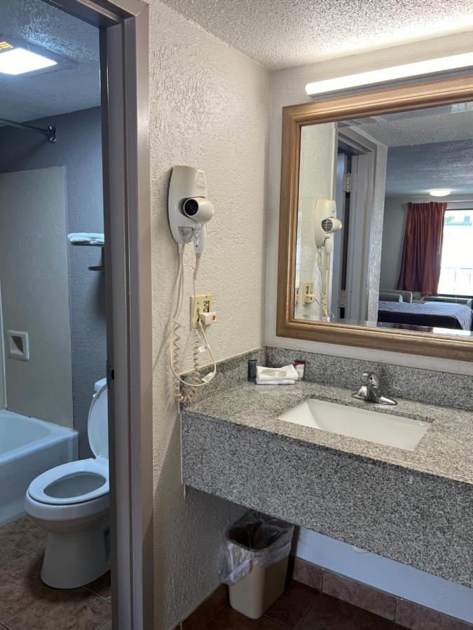 American Inn — photo 21