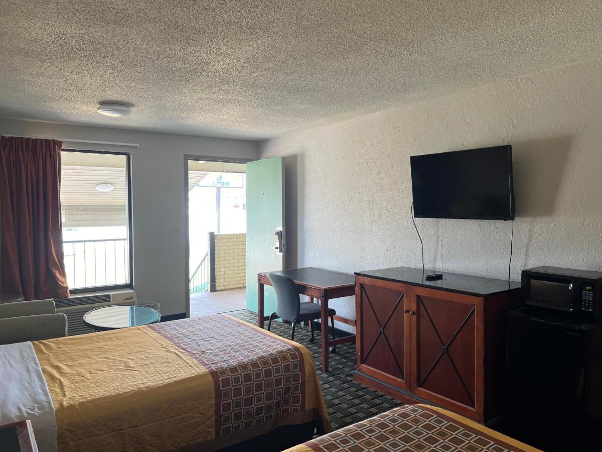American Inn — photo 18