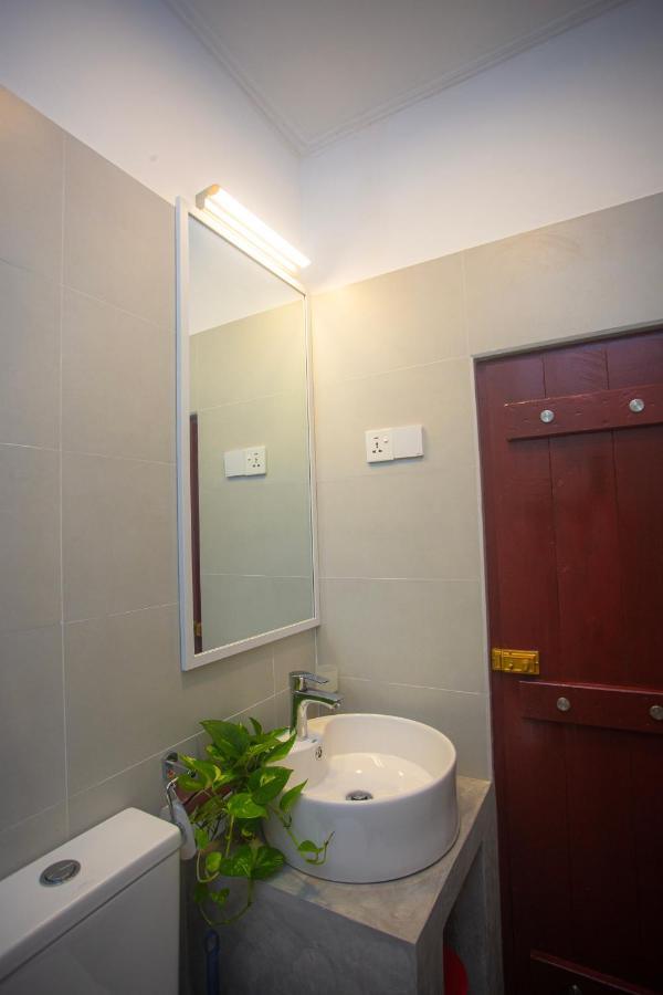 https://cf.bstatic.com/xdata/images/hotel/max1280x900/564428952.jpg?k=1e26b379cbceb637083fb44fc934c0f492377c00fbc5a5f9f636b290028e844a&o=&hp=1