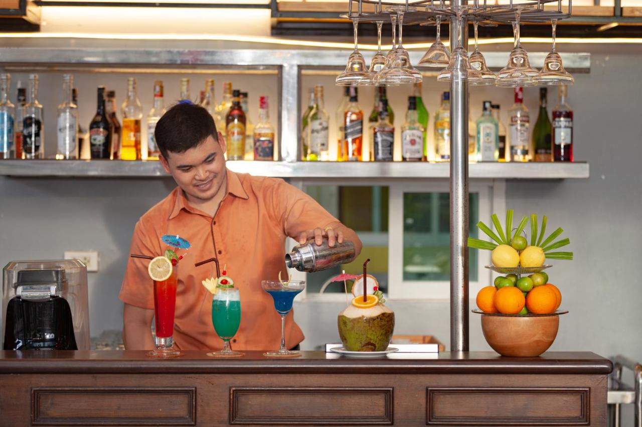 Thanthip Beach Resort Patong - 4