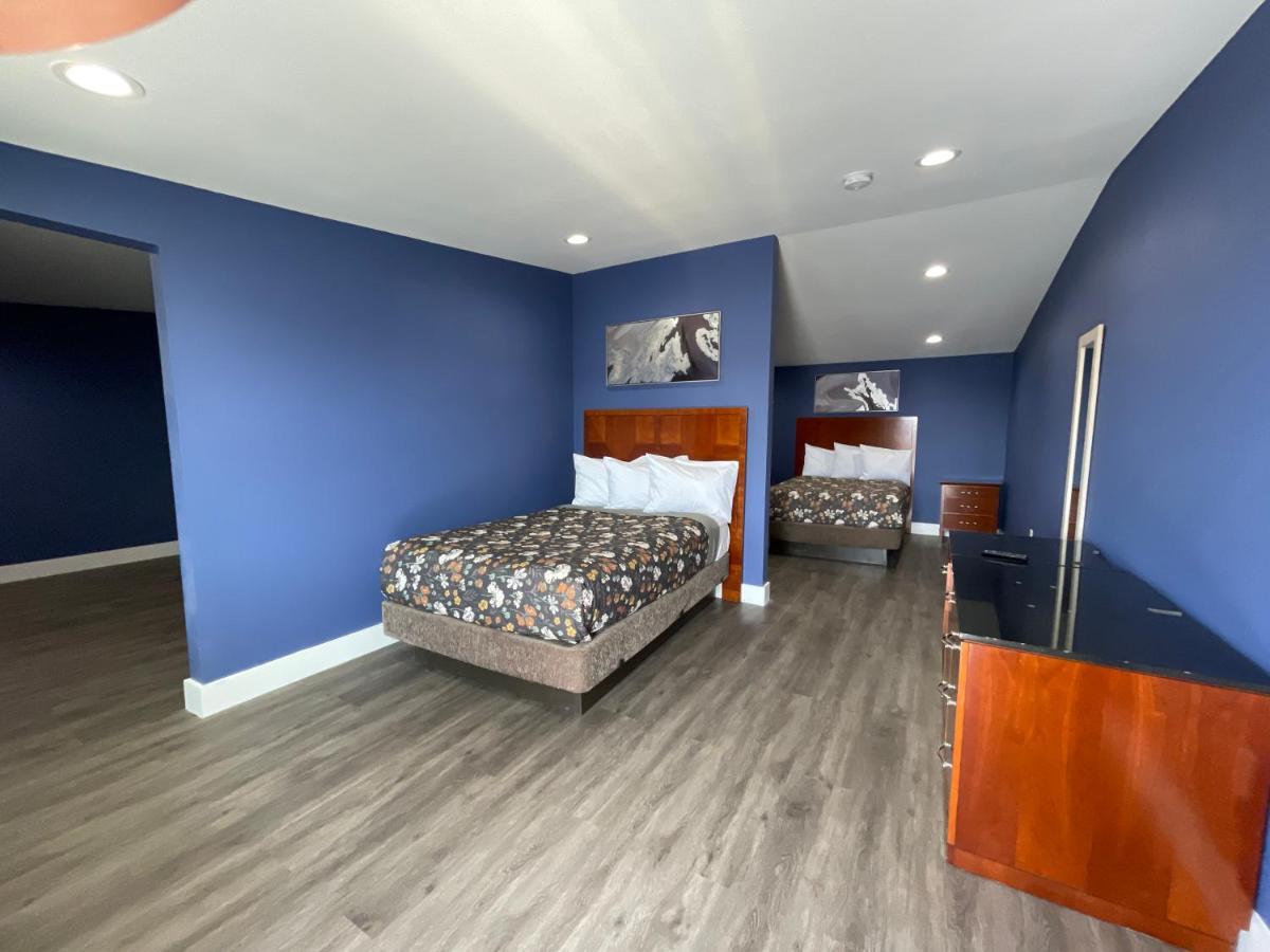 Sunny Sands Inn — photo 12