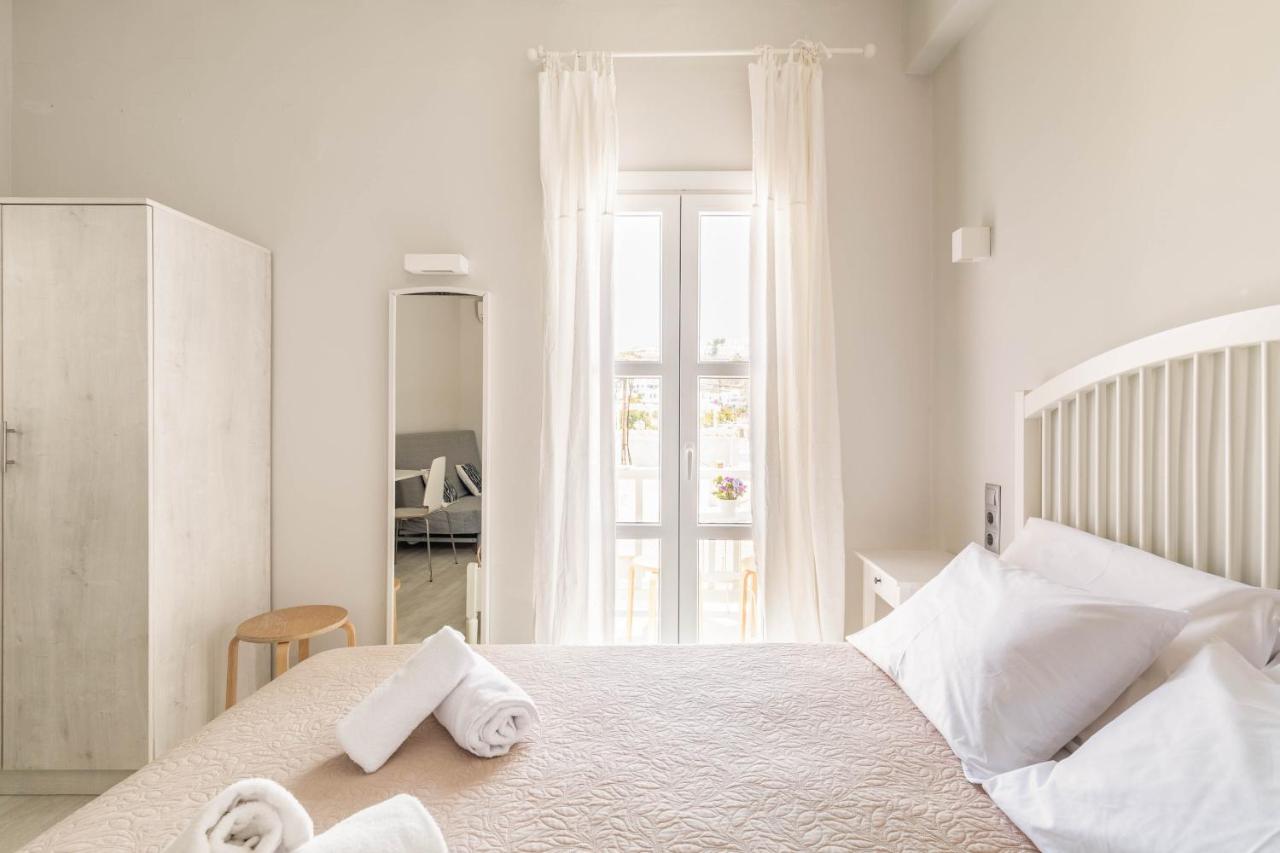 Elenitas flat next to the Windmills