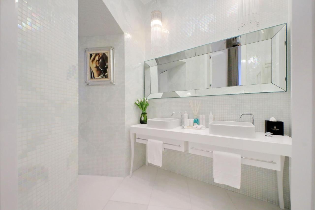 Domus Aurea Luxury Suites - 4