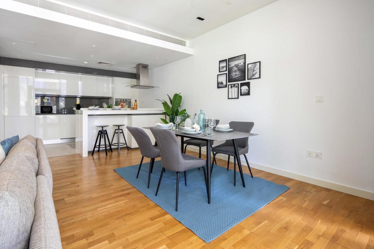 Frank Porter - Bluewaters Residences Building 5 - 5