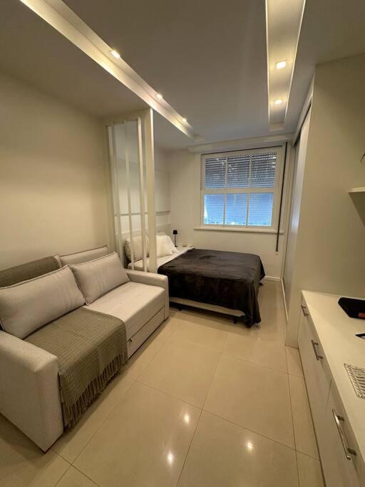 Apartamento Loft em Copacabana a Passos da Praia - 2