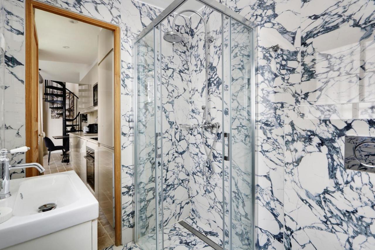 Pick A Flat's Apartment in Monrmartre - Rue Lepic - 3