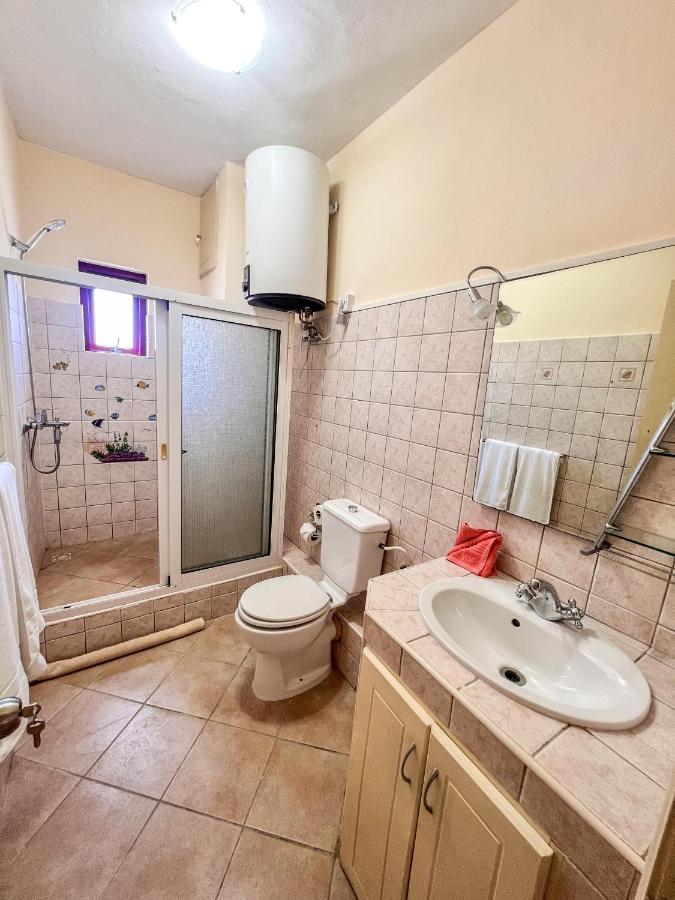 Abrico Seaview Apartment - 3