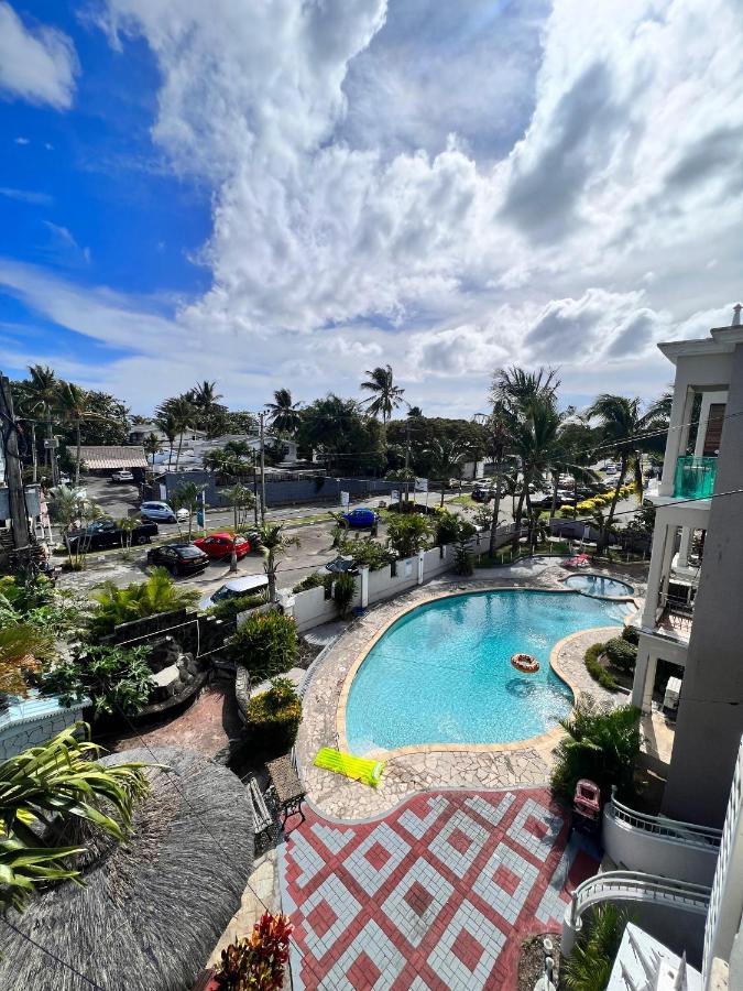 Abrico Seaview Apartment - 4