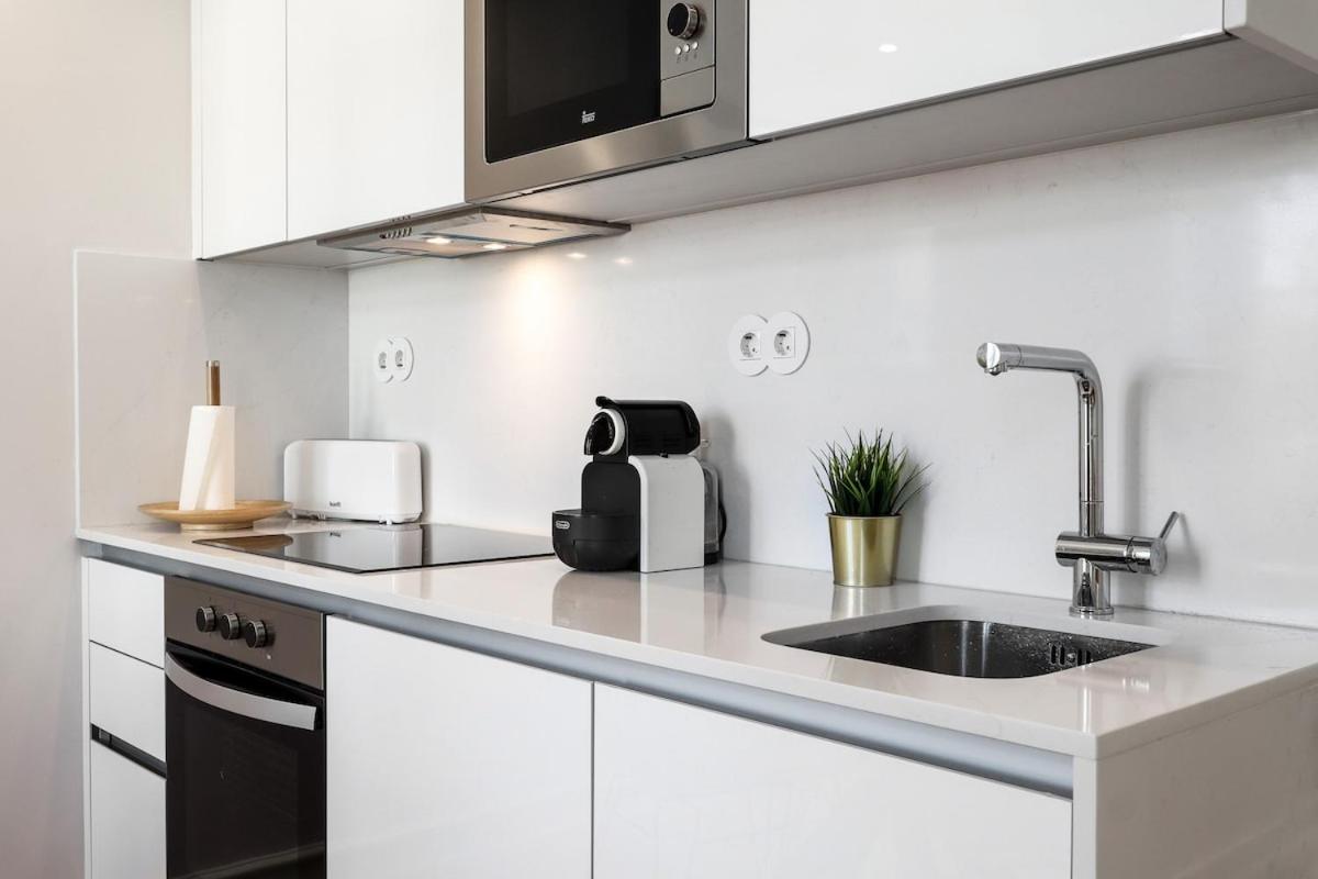 Lisbon beautiful 2 bedroom apartment with views in Rua Augusta Lisbon - 2