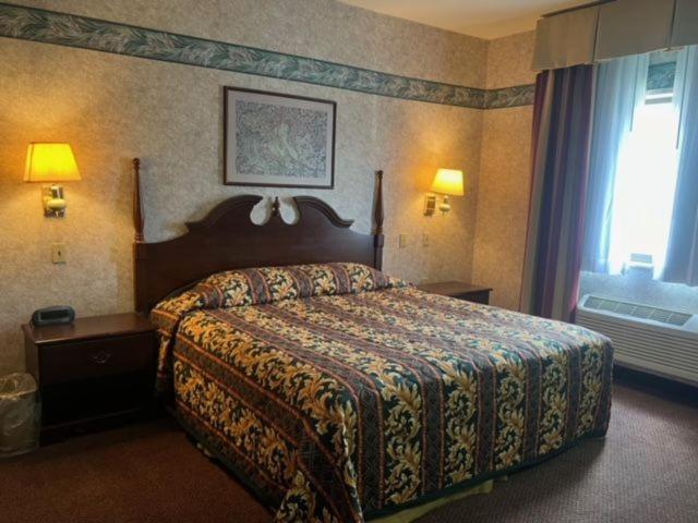 Garden's Edge Inn — photo 2